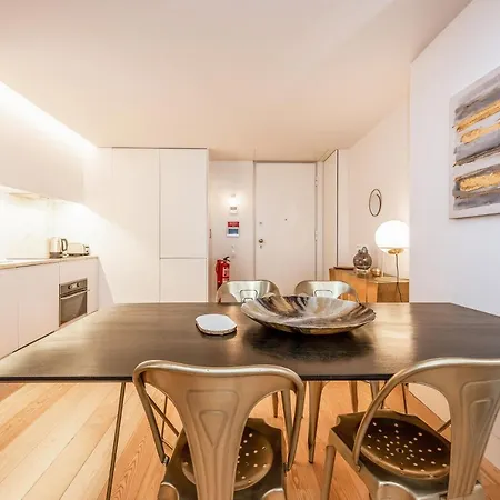 1bd House In Downtown By Guestready 아파트 *